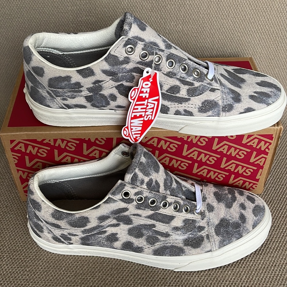 Vans Women's Gray and White Leopard Print Low Top Sneakers - Picture 2 of 16